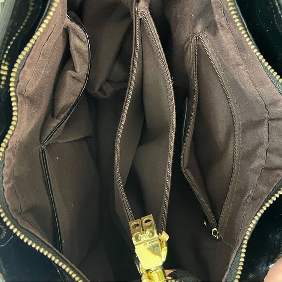 ORLI Collection Black Patent Leather Medium Shoulder/ Handbag - Picture 10 of 11